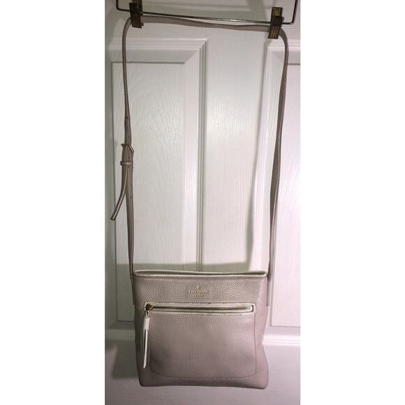 Kate Spade New York Purse Cross Body Tan Pebble Leather Tassle Front Zipper Pull - Picture 2 of 13